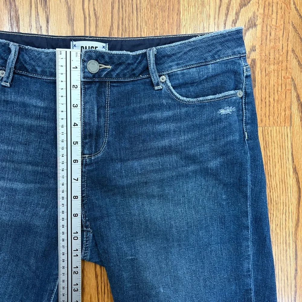 PAIGE Jax Blue Jean Knee Shorts (32) - Picture 6 of 10